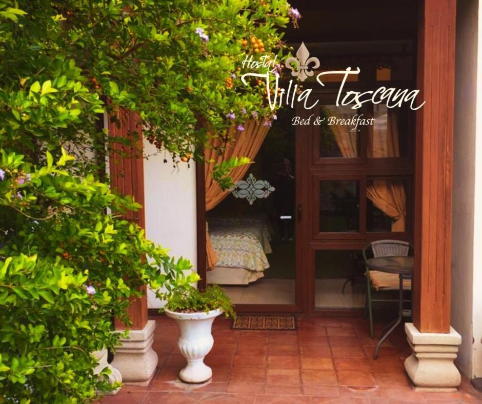 Hostal Villa Toscana Guatemala City ภายนอก รูปภาพ