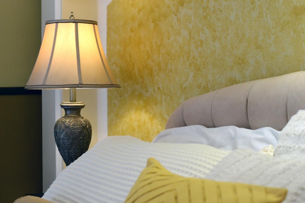 Hostal Villa Toscana Guatemala City ภายนอก รูปภาพ