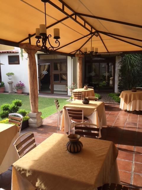 Hostal Villa Toscana Guatemala City ภายนอก รูปภาพ